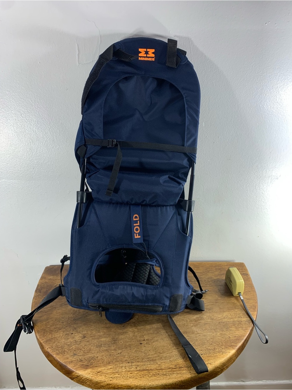 Minimies fold portable child carrier backpack toddler carrier up to 18kg